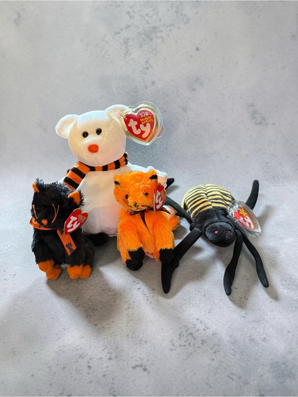 TY Halloween Set- 2 Beanie Babies and 2 Halloweenie Beanies